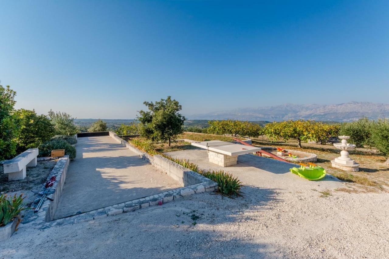 Vila Maslinica Pucisca Exterior photo
