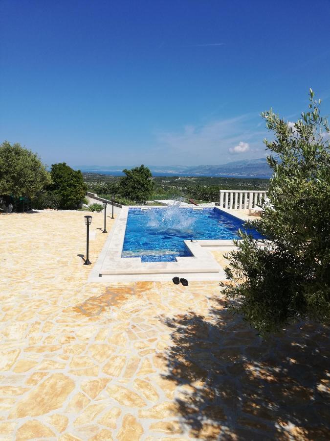 Vila Maslinica Pucisca Exterior photo